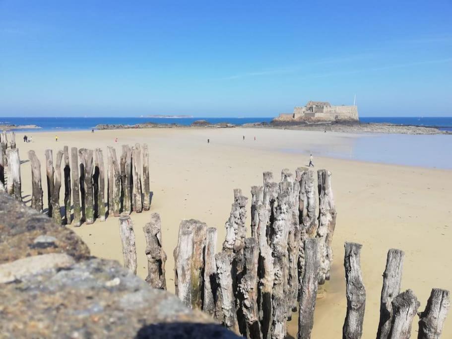 Dinard : Loft De 175 M² - A 150 M De La Plage Eksteriør billede